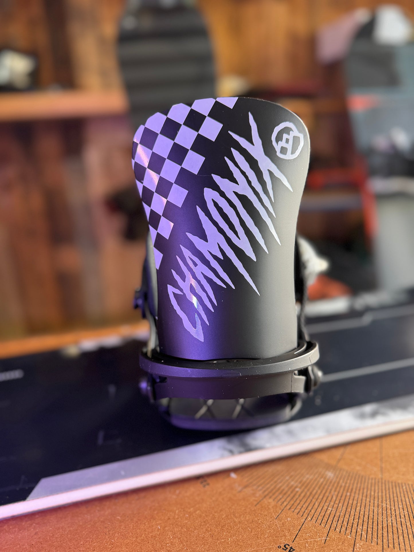Aperture Snowboard (158) with BRAND NEW 2024 Chamonix Bindings