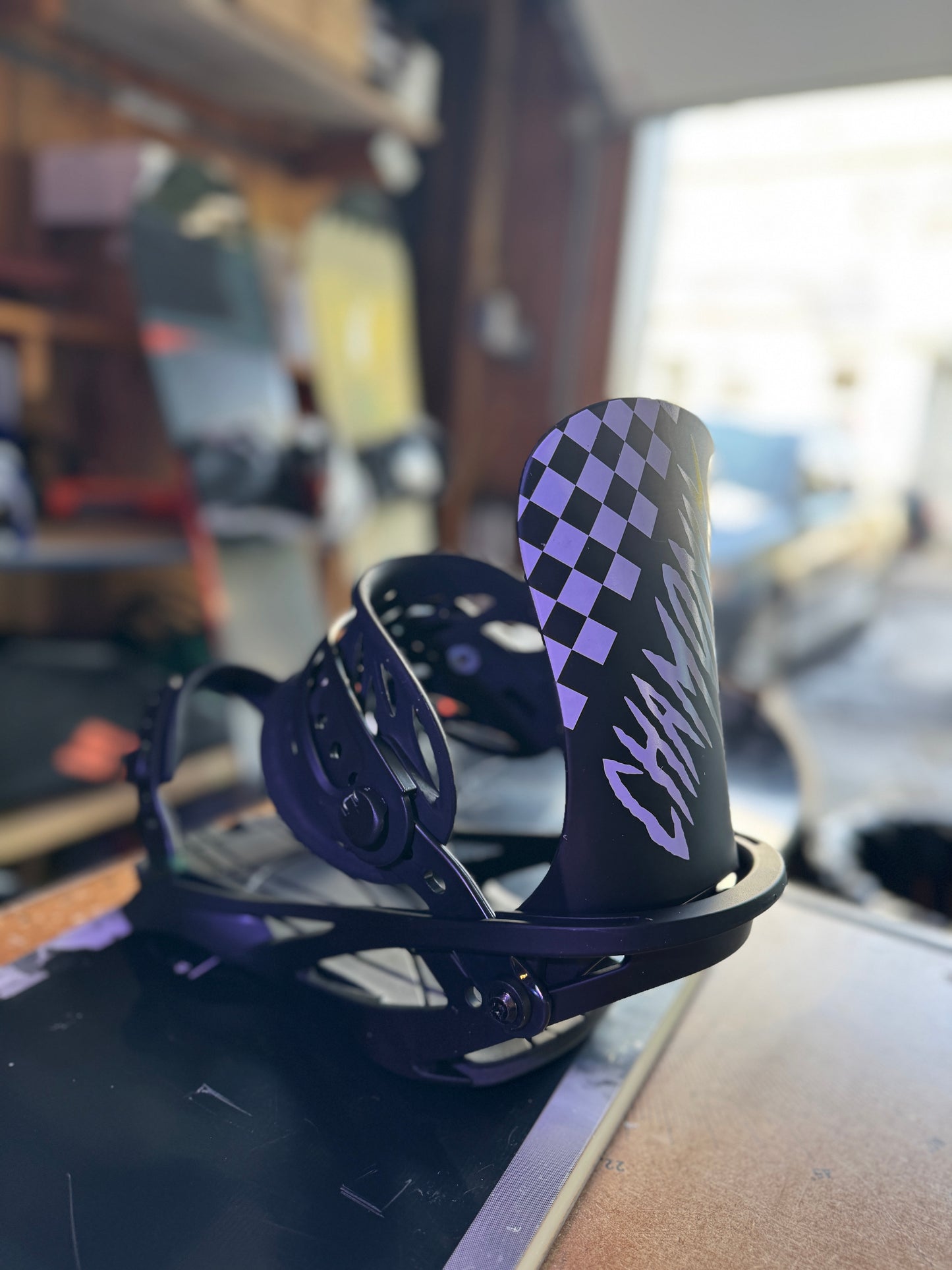 Aperture Snowboard (158) with BRAND NEW 2024 Chamonix Bindings
