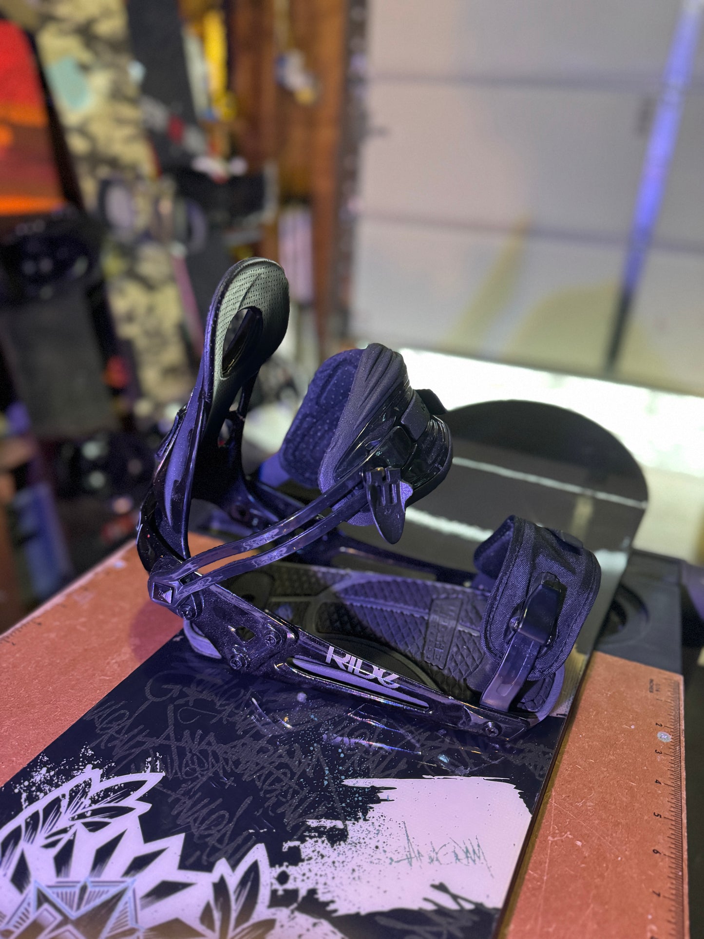 K2 Anagram 163W Snowboard w/ Ride XL Bindings