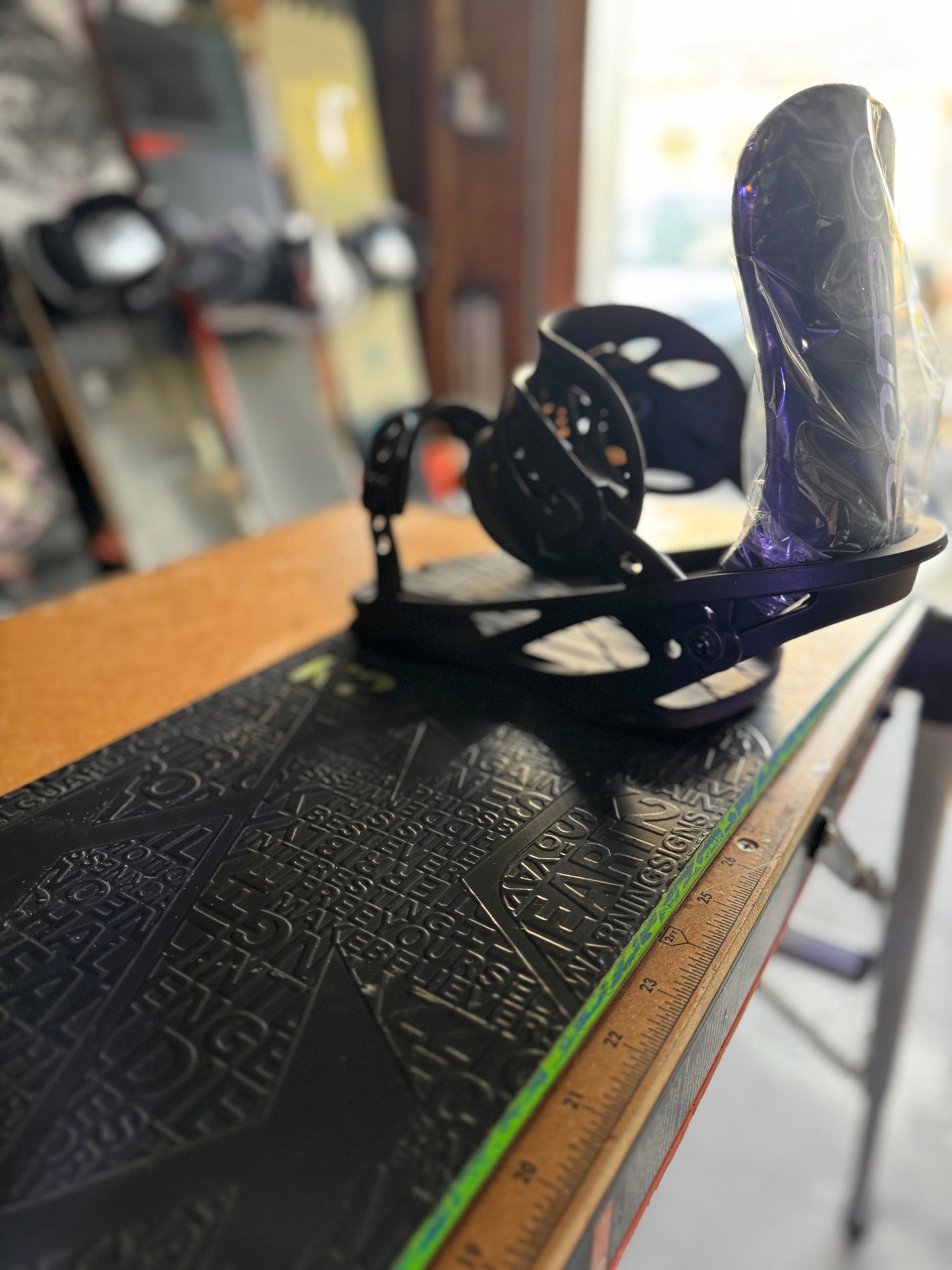 K2 Snowboard (158cm) with BRAND NEW 2024 Evol Bindings
