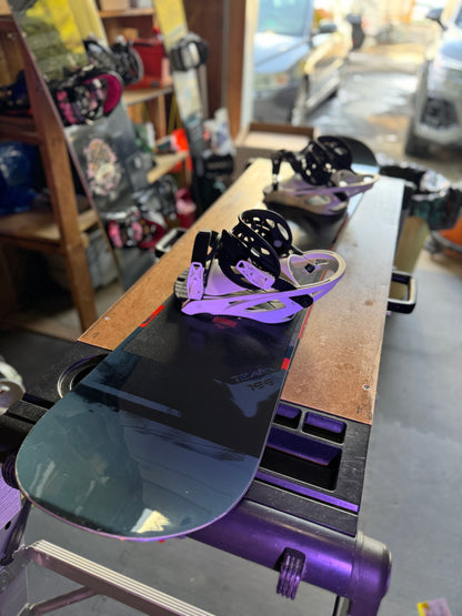 Nitro Snowboard (155) with BRAND NEW 2024 Evol Bindings