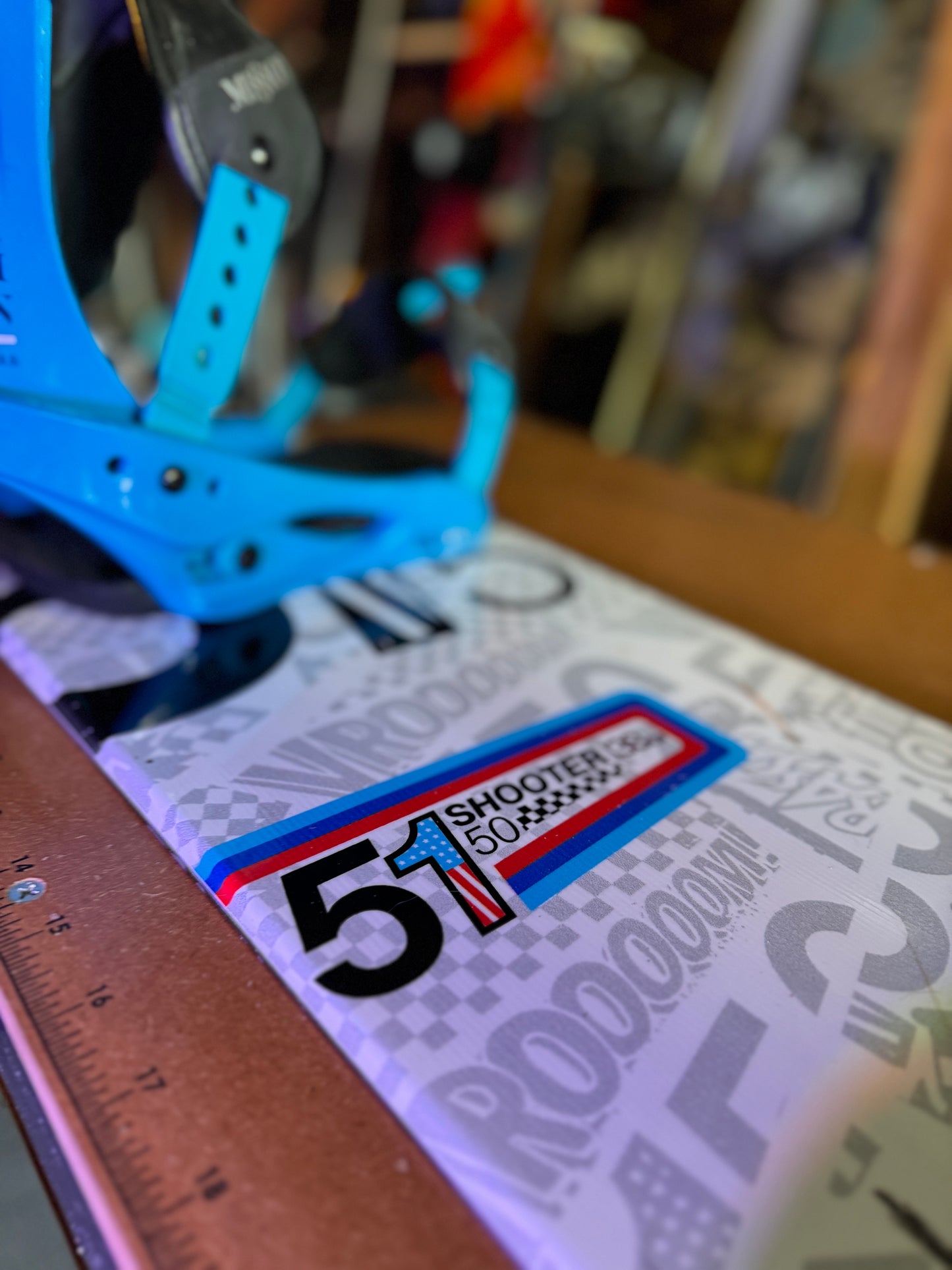 5051 Snowboard (139cm) with Burton bindings