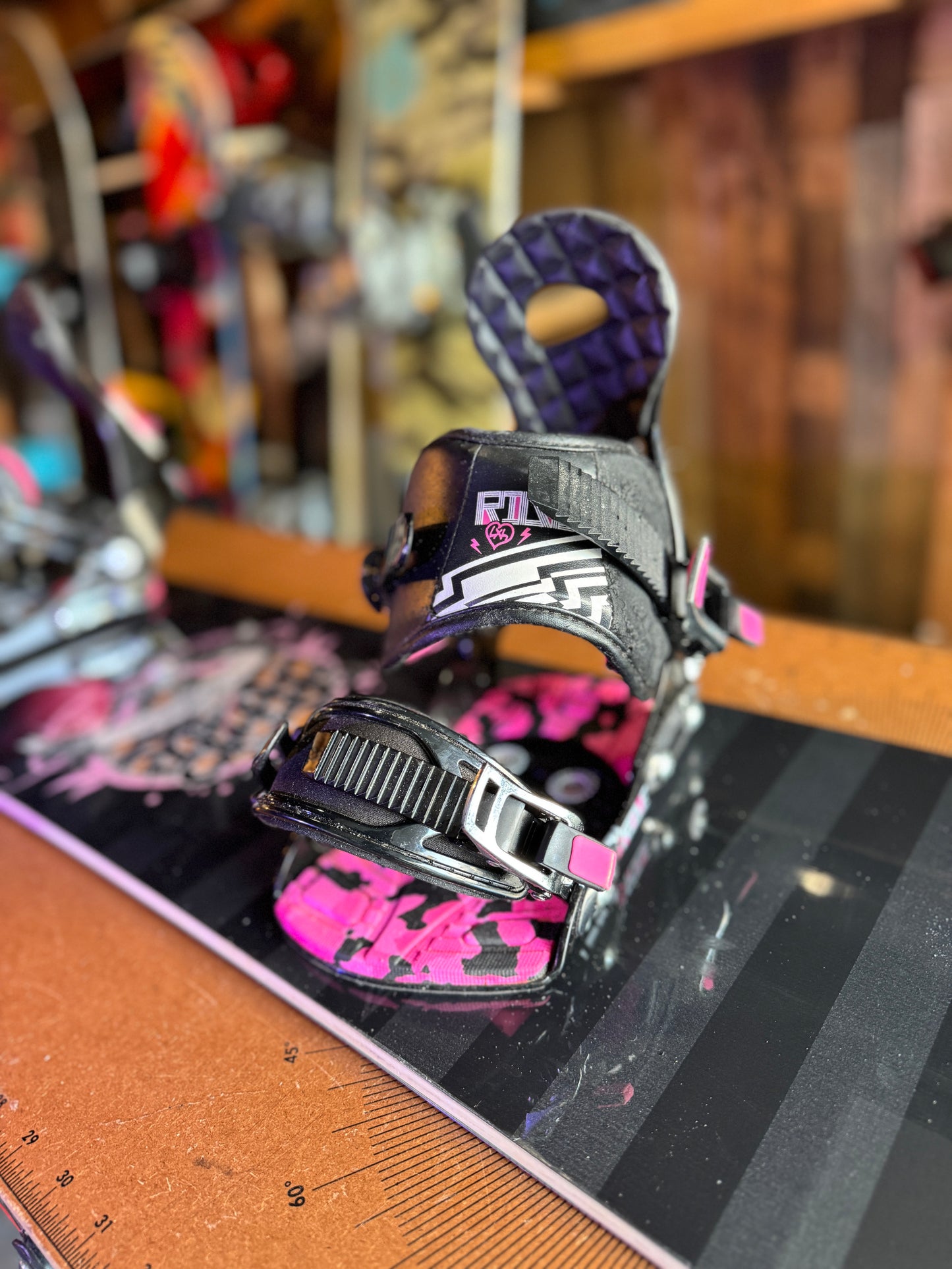 Ride Snowboard (151cm) with 
matching Ride Bindings in perfect condition