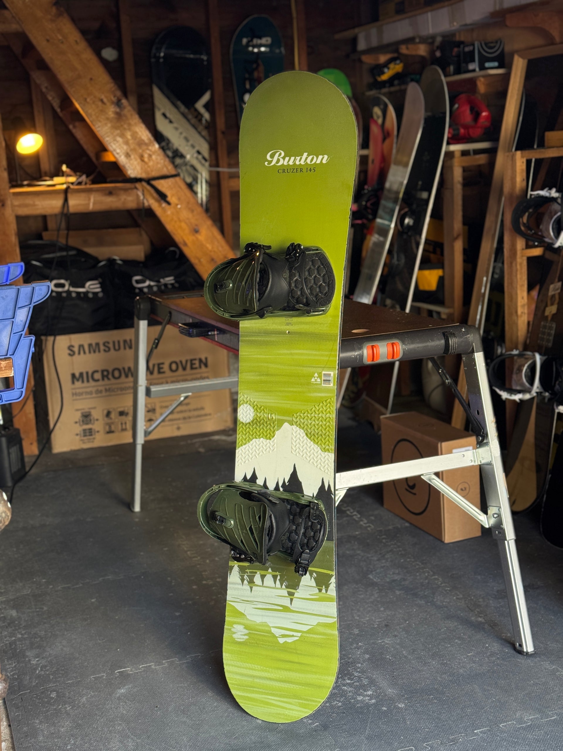 burton 145 snowboard bijding package Cruzer w/ Salomon bindings size Medium – ShredWorks pfs:hidden:christian-dior Fenix Lights with Multi-Method Size:7'0
