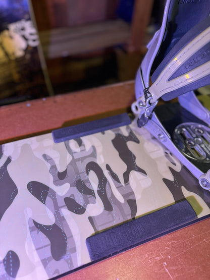 Burton Indie 152 Snowboard w/ Ride Large Bindings