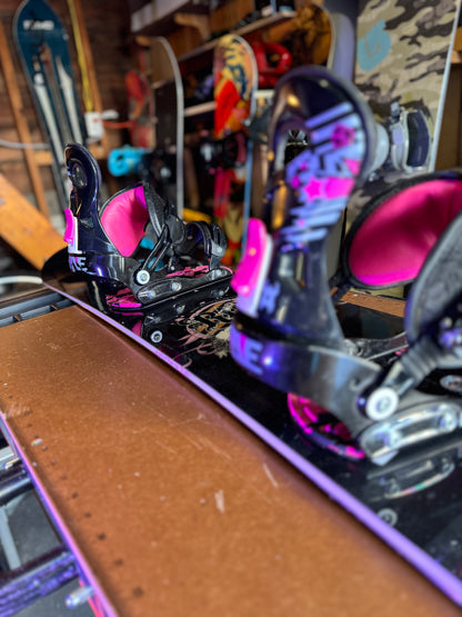 Ride Snowboard (151cm) with 
matching Ride Bindings in perfect condition